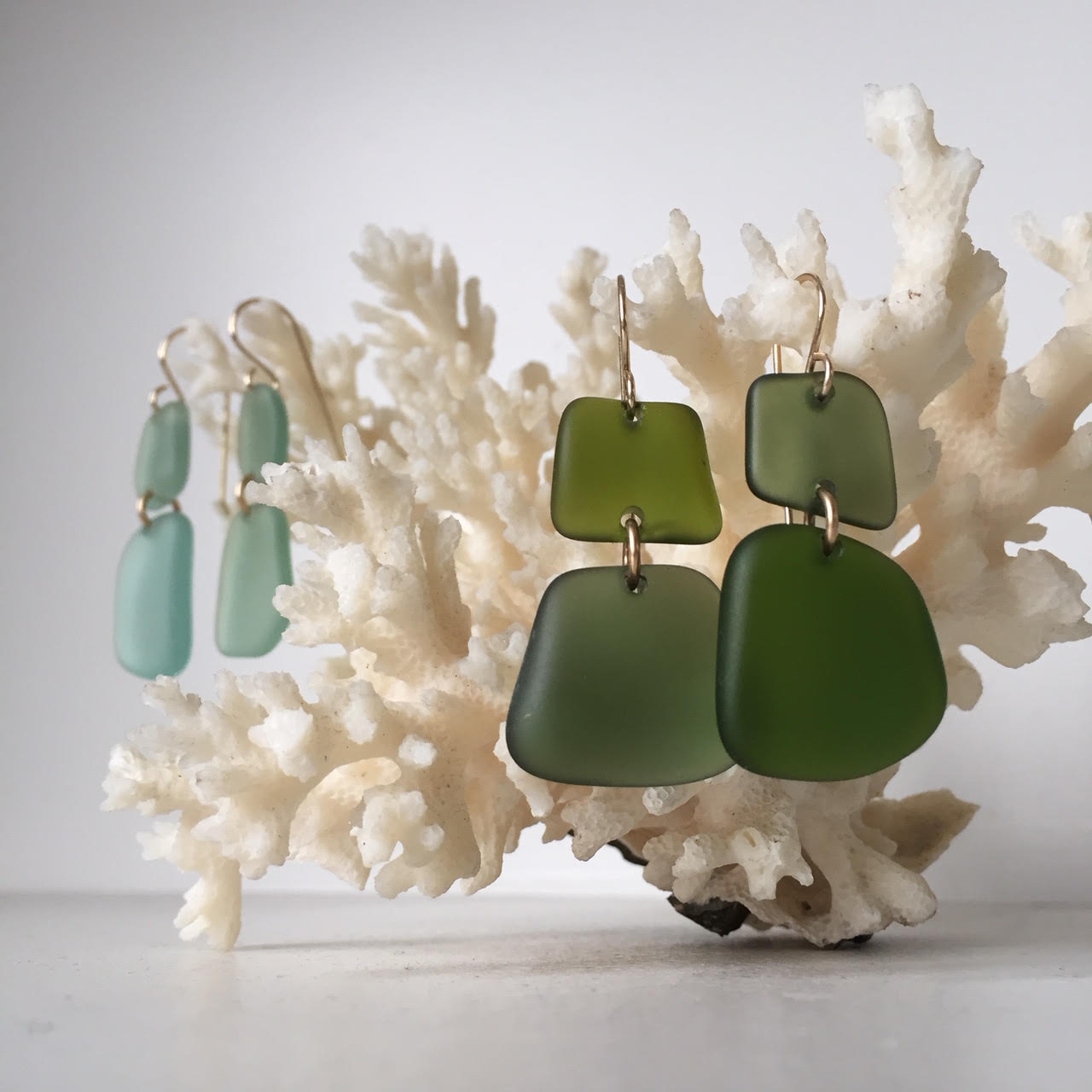 How to make sea glass jewelry?