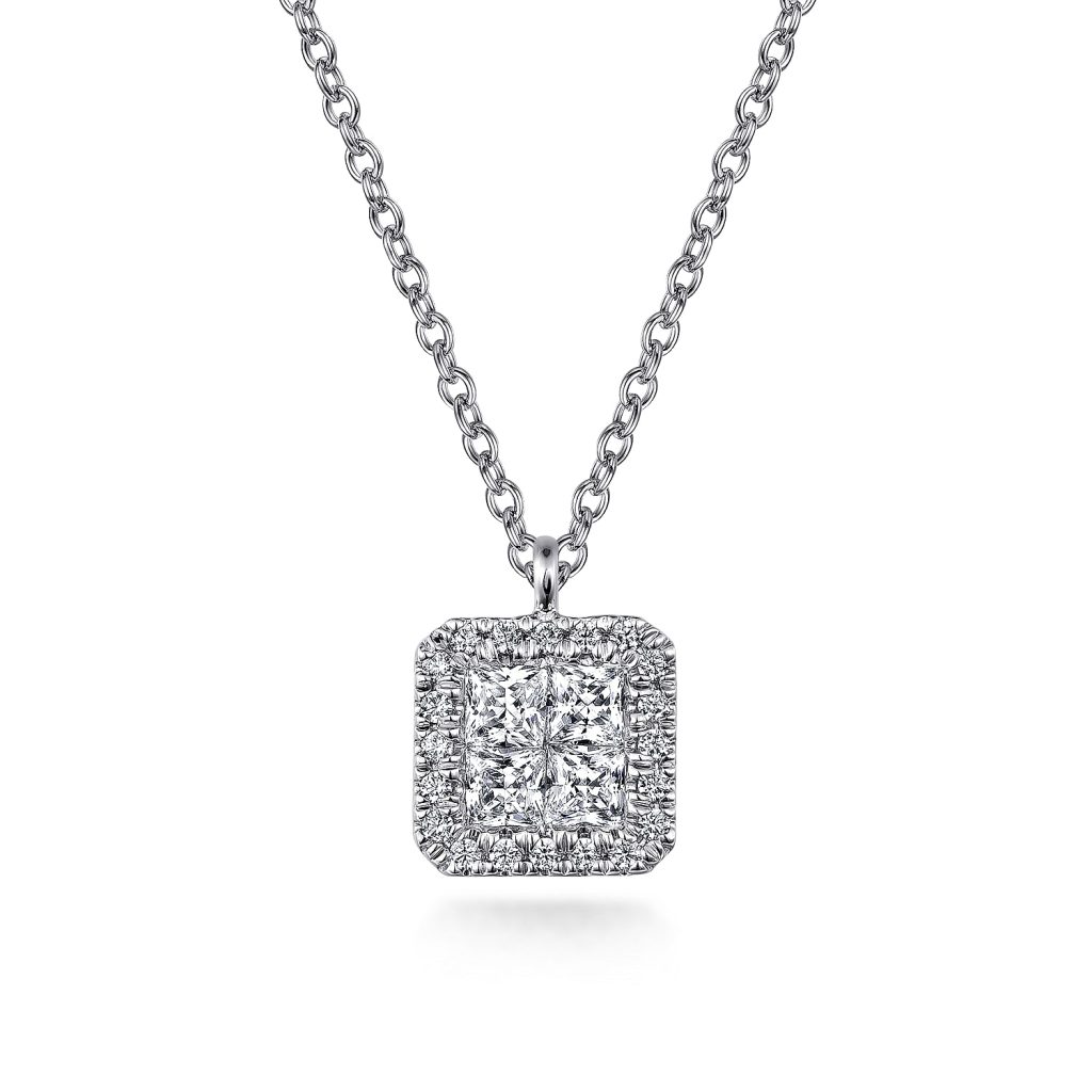 Square pendant necklace