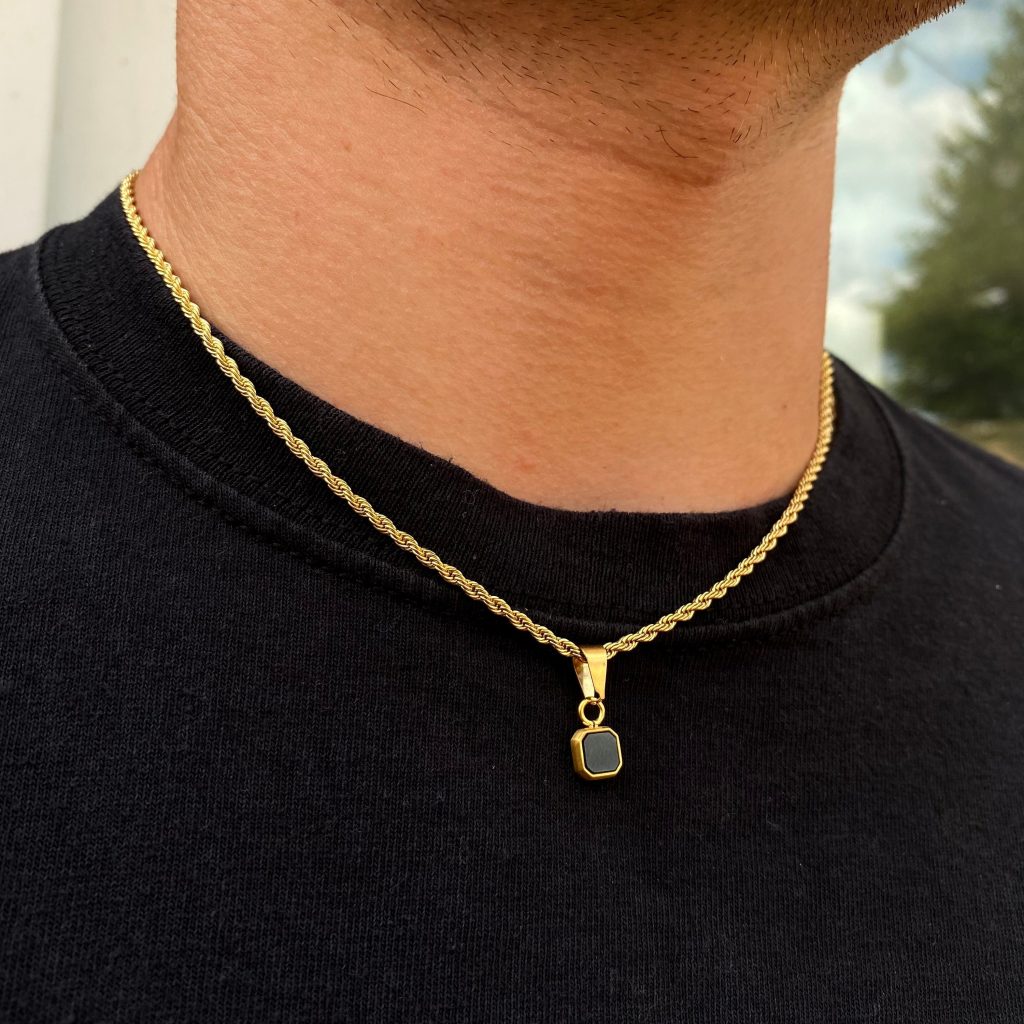 Men pendant