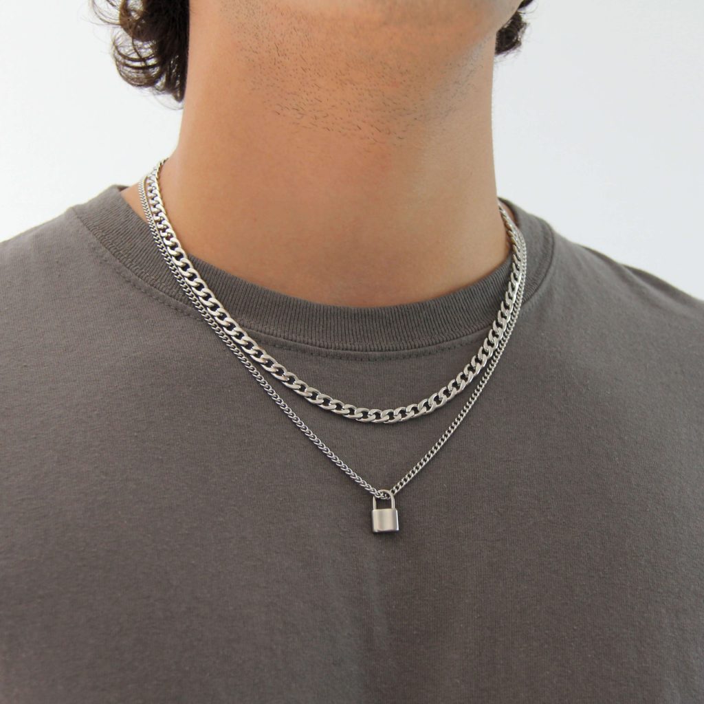 Men pendant