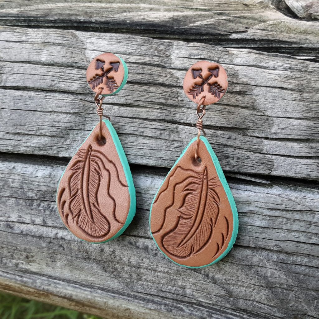 make leather earrings