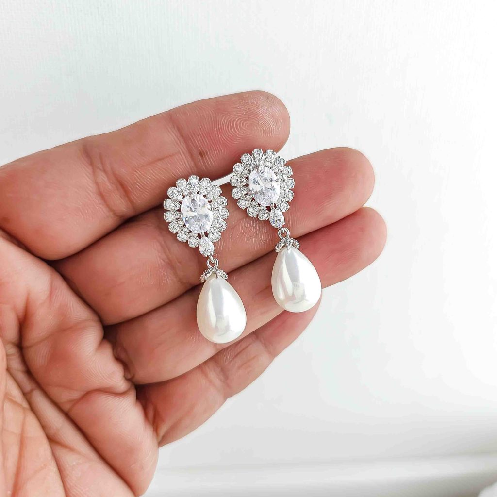 clean pearl earrings