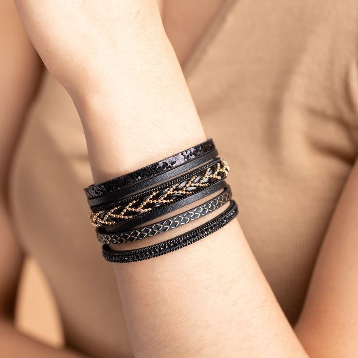 timeless leather bracelet design