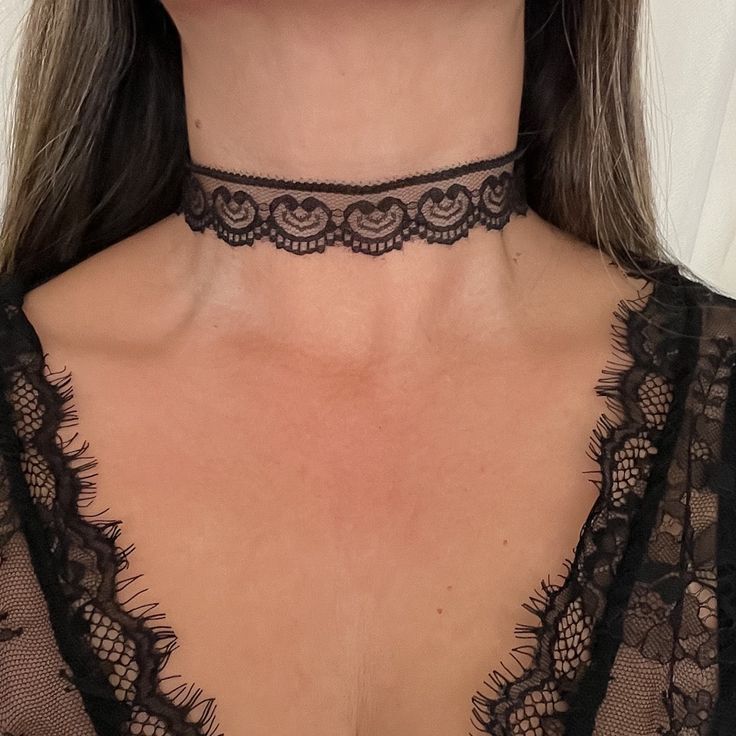 lace choker