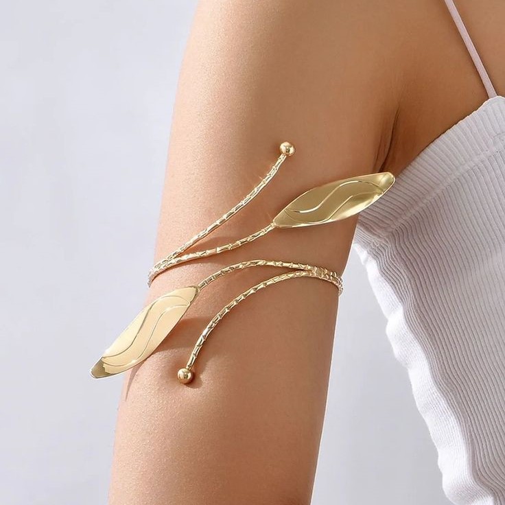 arm jewelry